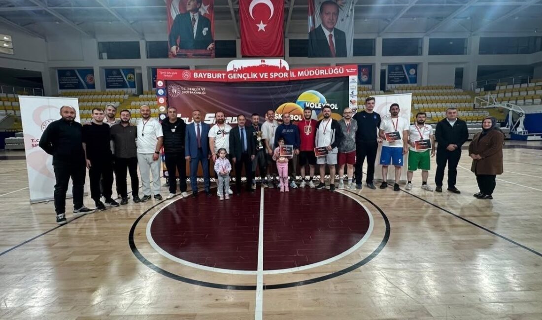 Bayburt’ta Ulusal Spor Projeleri kapsamında düzenlenen 4. Kamu Spor Oyunları