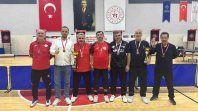 Karabük Üniversitesi (KBÜ) personelinden oluşan takımlar 4. Kamu Spor Oyunları