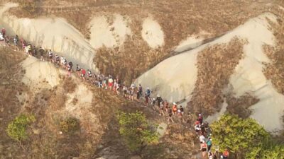 Kapadokya’da düzenlenen Salomon Cappadocia Ultra Trail yarışlarında heyecan başladı. 73
