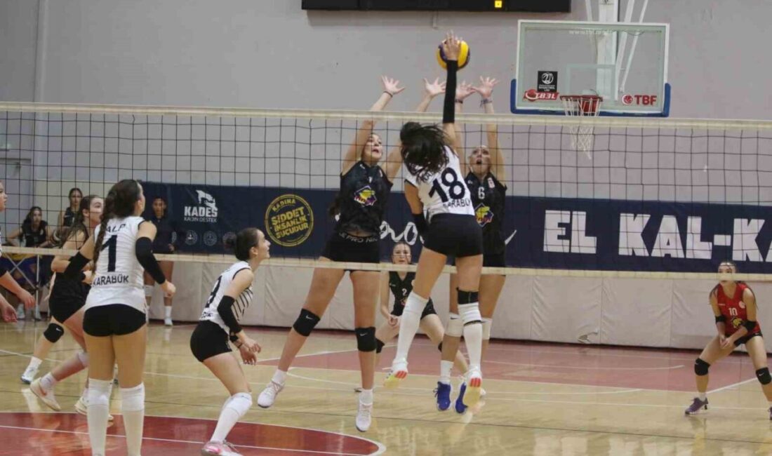 Türkiye Voleybol Federasyonu (TVF) Kadınlar 2. Ligi’nde mücadele eden Karabük