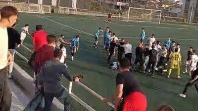 Karabük Adatepe Dökecekspor ile Karabük Demirspor arasında oynanan U17 Gelişim