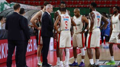 Karşıyaka, Basketbol Süper Ligi’nde ilk 4 haftada sahasında oynadığı 2