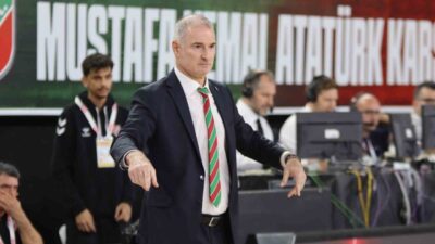 Karşıyaka, Fenerbahçe’ye 97-72 mağlup olarak bu sezon Basketbol Süper Ligi’ndeki