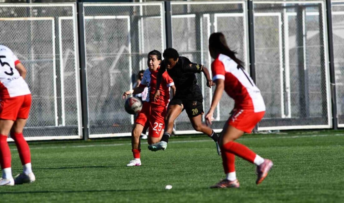 Suwen Kadın Futbol Süper Lig ekiplerinden Kayseri Kadın Futbol Kulübü