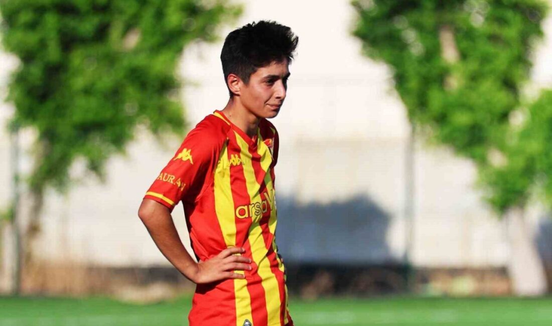 Kayseri Kadın Futbol Kulübü; takım kaptanı Bahar Özen ile karşılıklı