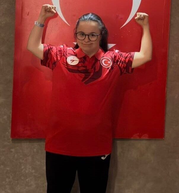 Türkiye şampiyonlukları ve uluslararası başarılarıyla milli sporcu kimliği taşıyan Kayserili