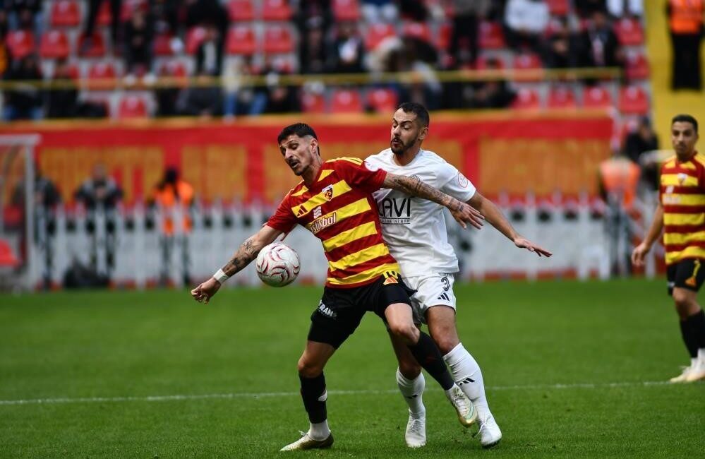 TFF 1. Lig lideri Kayserispor; sahasında kritik bir müsabakada galibiyeti