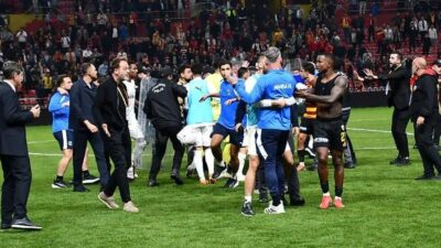 Kayserispor’a, Manisa FK ile oynanan maçta yaşanan olaylardan dolayı PFDK