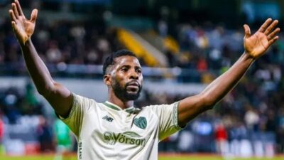 Kelechi Iheanacho, Bursaspor’a transfer sürecini anlatırken yeşil-beyazlı taraftara özel mesaj