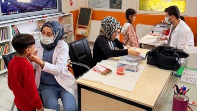 Adıyaman’ın Kâhta ilçesinde Ağız ve Diş Sağlığı Merkezi tarafından köy