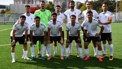Profesyonelliğe Geçiş Ligi (PGL) 3. Grup ekiplerinden Kocasinan Şimşekspor, ligin