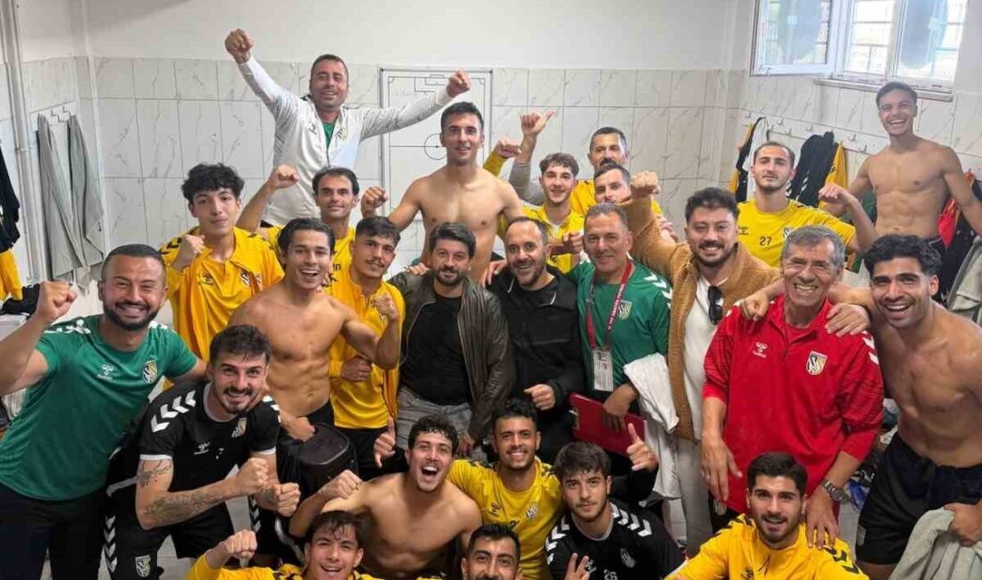 Profesyonelliğe Geçiş Ligi (PGL) 3.Grupta mücadele eden Kocasinan Şimşekspor ligin