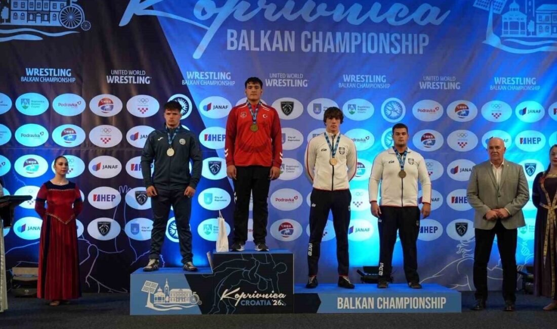 Manisa Büyükşehir Belediyespor’un milli güreşçisi İbrahim Mert Eren, Hırvatistan’da düzenlenen