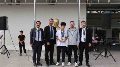 MTK Koleji 9. sınıf öğrencisi ve milli masa tenisi sporcusu