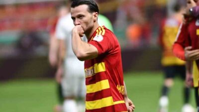 Kayserispor’un orta saha oyuncusu Murat Cem Akpınar ilk golünü Manisa