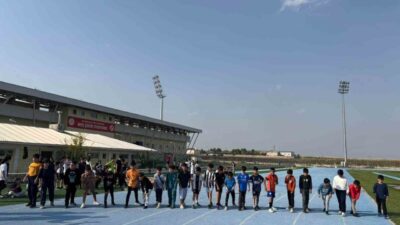 Muş’ta genç sporcular, 1071 Sultan Alparslan Spor Kompleksi’nde gerçekleştirilen antrenmanlarda