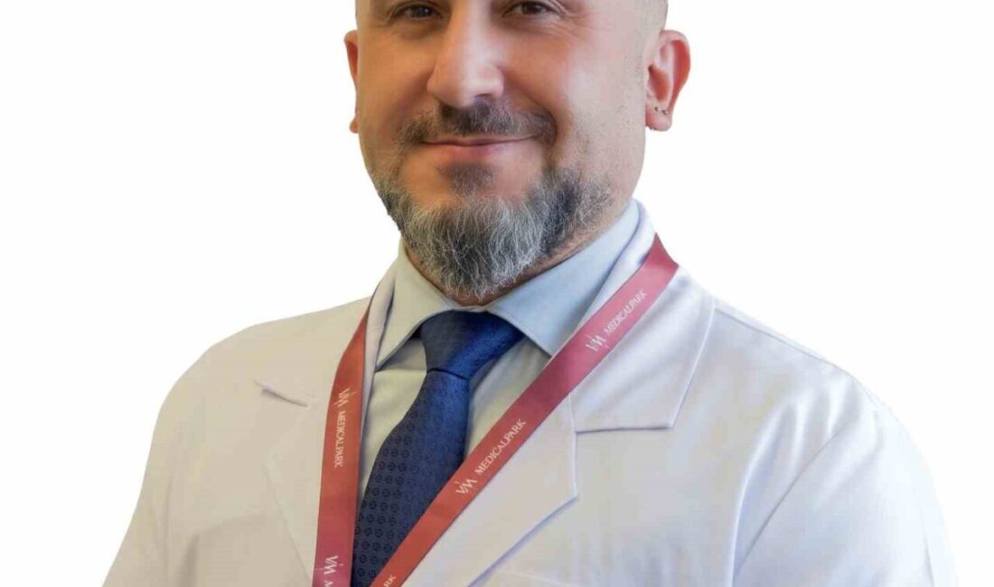 Prostat kanserinde erken tanının önemine dikkat çeken Üroloji Uzmanı Prof.