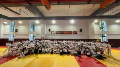 Manisa’nın Salihli ilçesinde faaliyet gösteren 1922 Salihli Spor Kulübü, Salihli