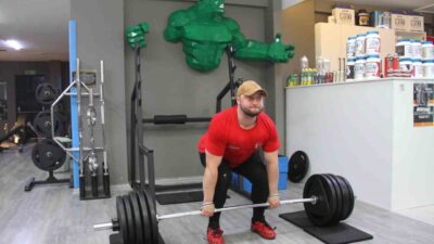 Çarşambalı milli sporcu ve beden eğitimi öğretmeni Muhammet Şimşek, İstanbul’da