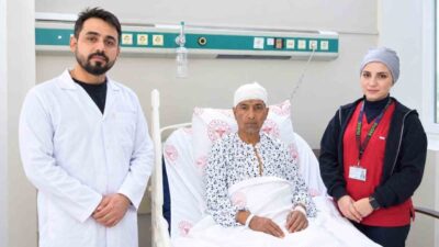 Şanlıurfa’da şiddetli baş ağrısı ve başında şişlik şikayetiyle hastaneye başvuran,