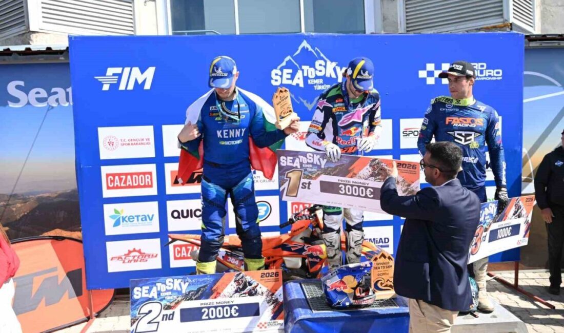 Kemer’de bu yıl 17’ncisi düzenlenen Sea To Sky Enduro Motosiklet