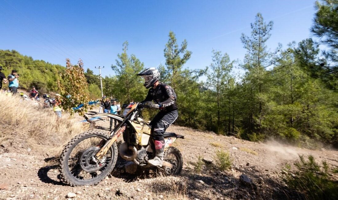 Antalya’nın Kemer ilçesinde düzenlenen 17. Sea to Sky Enduro Motosiklet