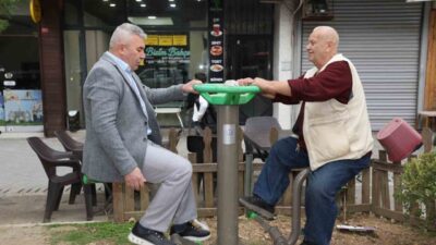 Manisa’nın Şehzadeler ilçesinde mahalle sakinlerinin spor aleti talebi yerine getirildi.
