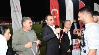 Şırnak’ın Silopi ilçesinde cumhuriyetin 103. yılı nedeni ile futbol turnuvası