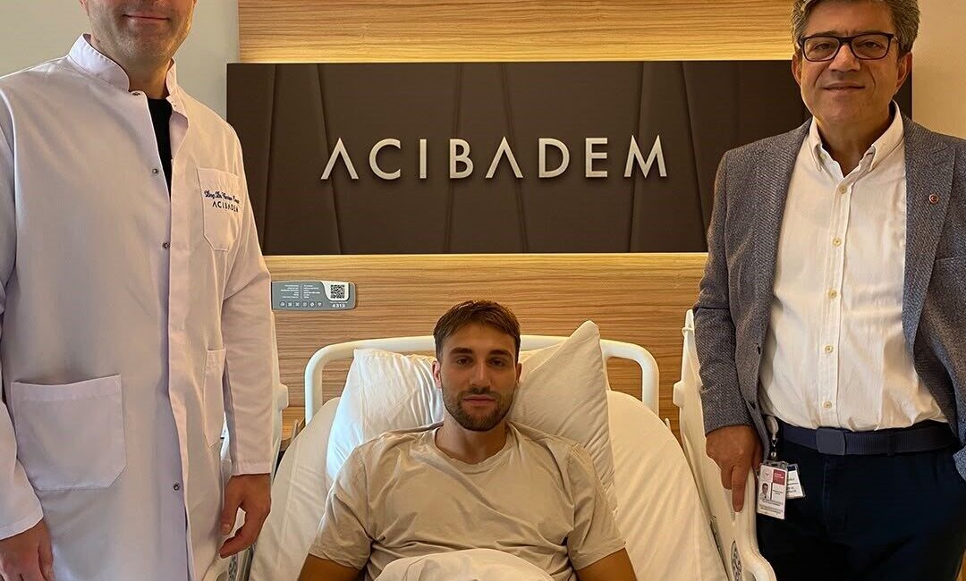 Sivasspor’un Pendikspor maçında sakatlanan futbolcusu Okan Erdoğan, ön çapraz bağ