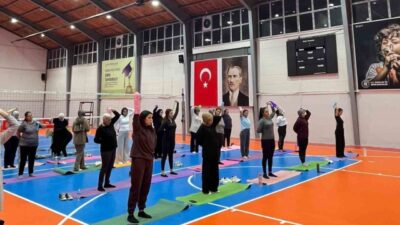 Eskişehir’in Sivrihisar ilçesinde kadınlara yönelik başlatılan pilates kursuna 57 kadın