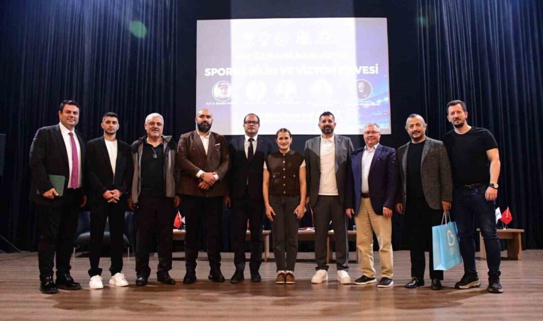 Balıkesir Büyükşehir Belediyesi’nin ev sahipliğinde Salih Tozan Kültür ve Sanat