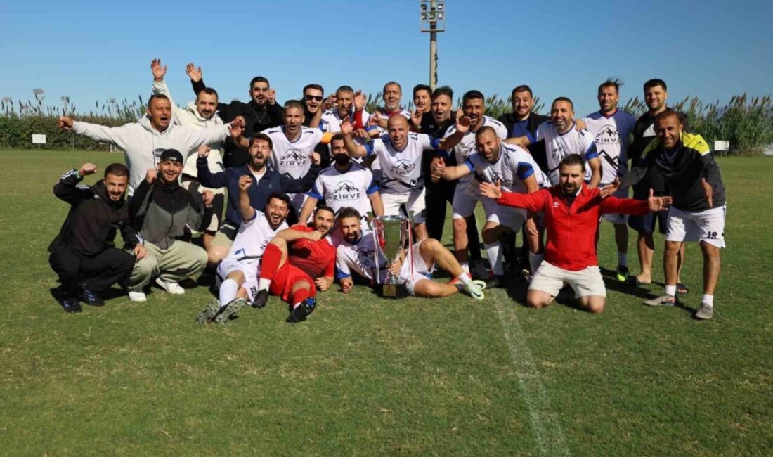 Antalya’da düzenlenen 2026 Soccer Cup Futbol Turnuvası’nda Bitlis’i temsil eden