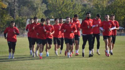 Tavşanlı Linyitspor Teknik Direktörü Caner Karuk, takımı hak ettiği başarılara
