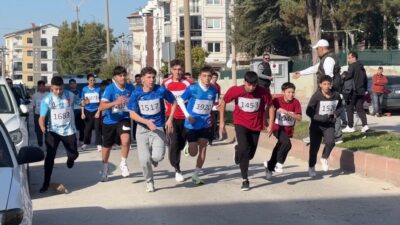 Kütahya’nın Tavşanlı ilçesinde, gençlerin Cumhuriyeti geleceğe taşıma iradesini ve gücünü