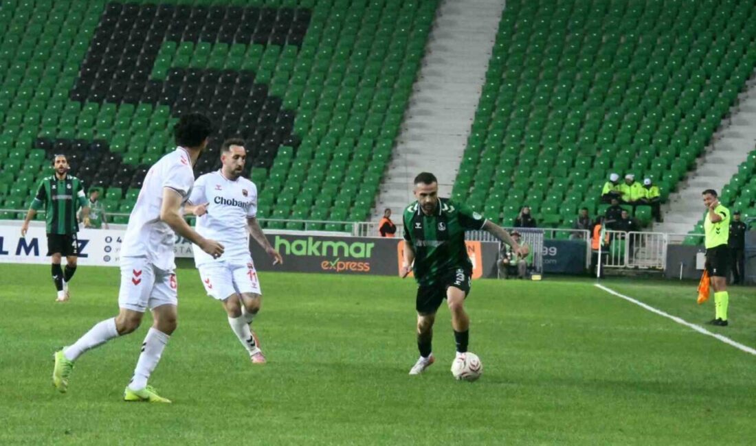 TFF 2. Lig Kırmızı Grup’un 8. haftasında Sakaryaspor, sahasında karşılaştığı