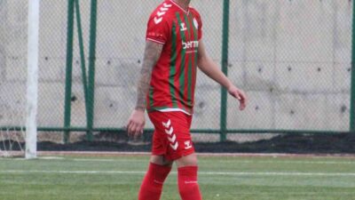 Kovancılarspor, dış transferde tecrübeli stoper Tolga Amasyalı ile anlaşma sağladı.
