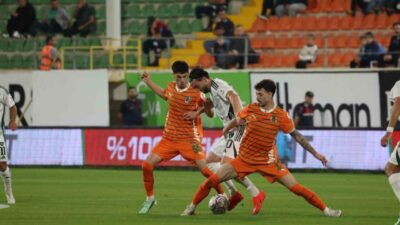 Trendyol Süper Lig’in 9. haftasında Corendon Alanyaspor evinde Kocaelispor ile