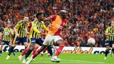 Trendyol Süper Lig’in 9. haftasında oynanan derbide Galatasaray, sahasında Fenerbahçe’yi