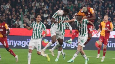 Trendyol Süper Lig 10. hafta maçında Konyaspor sahasında Galatasaray ile