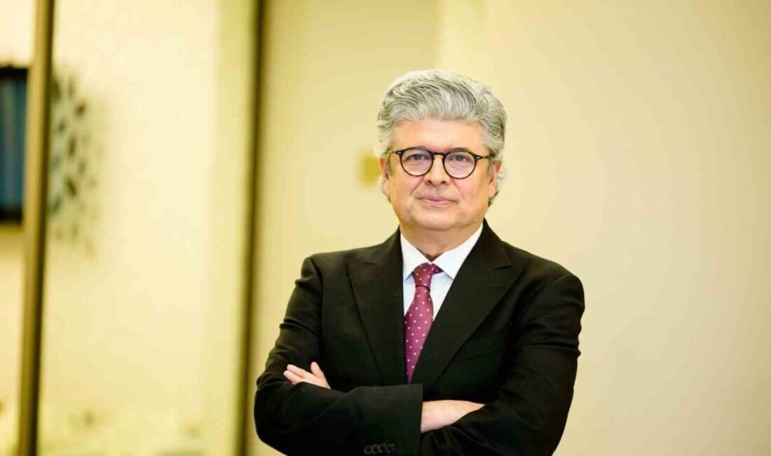Kadın Hastalıkları ve Doğum Uzmanı Prof. Dr. Faruk Buyru, tüp