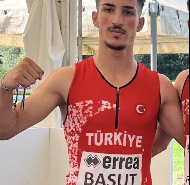 Kayseri Neva Atletizm Spor Kulübü’nün Milli Atleti Emre Basut; İtalya’da