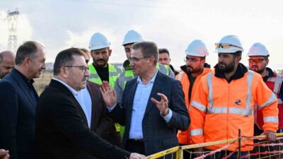 Erzurum Valisi Aydın Baruş ve AK Parti Erzurum Milletvekili Selami