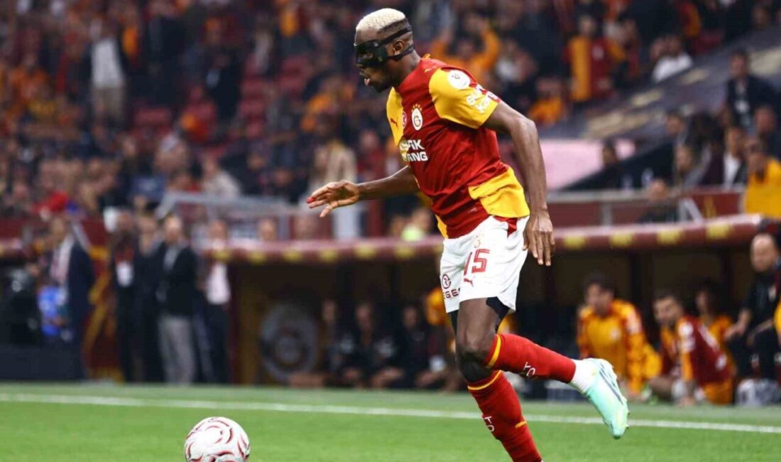 Galatasaray’ın Nijeryalı futbolcusu Victor Osimhen, sakatlığının ardından Kasımpaşa maçıyla 35
