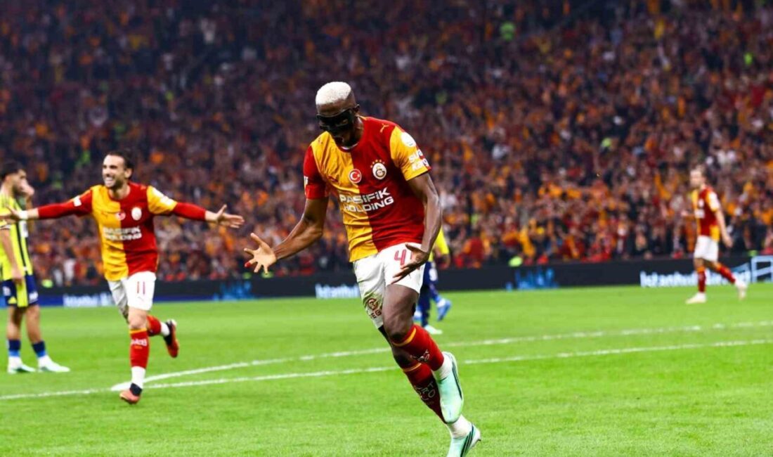 Galatasaray’ın Nijeryalı futbolcusu Victor Osimhen, Fenerbahçe derbisinde attığı 2 golle